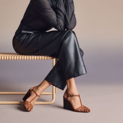 Hermès women's shoes & leather footwear | Hermès USA